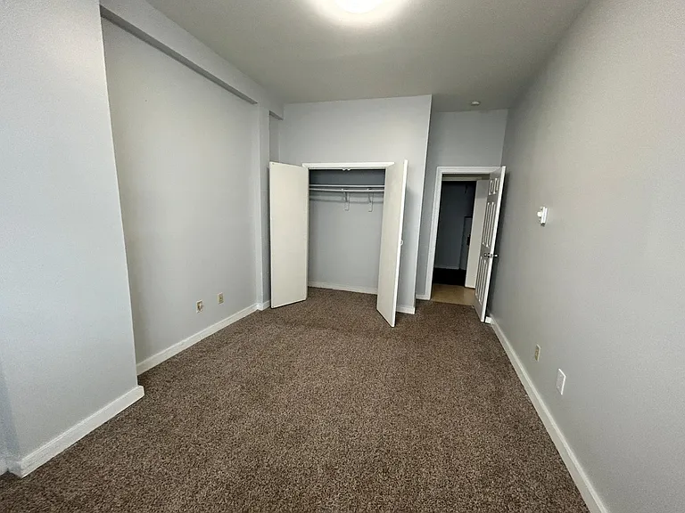 206 E Ayre St #15 — Photo 17