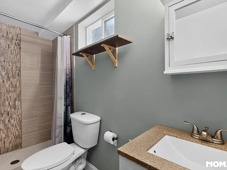 8507 Potomac Ave — Photo 33