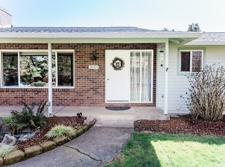 24454 SE Strawberry Dr, Damascus, OR 97089