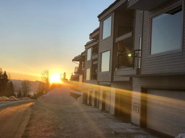 8766 Schweitzer Mountain Rd #B-4, Sandpoint, ID 83864