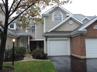 2006 Stillwater Rd, Arlington Heights, IL 60004