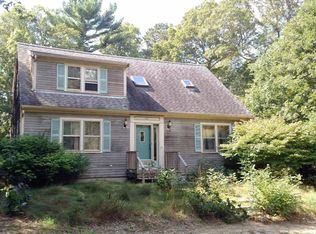 551 Lumbert Mill Rd, Centerville, MA 02632