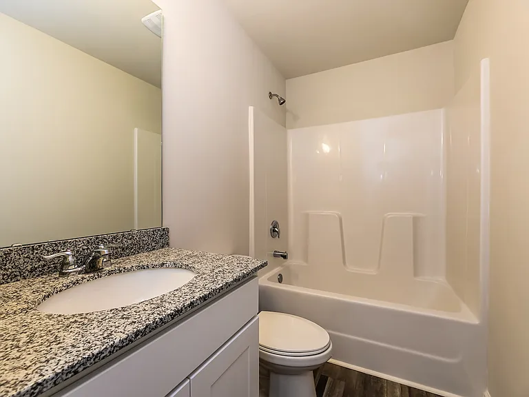 682 Hadley Ct SE — Photo 14