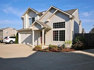 2651 Fraiser Fir Dr, Greenwood, IN 46143