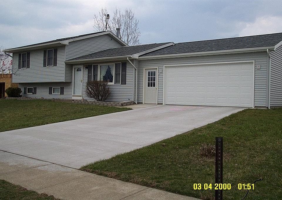 1st image of 2709 Arneman Ln