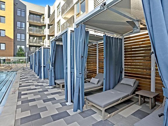 4th image of 3578 Rambla Pl #604
