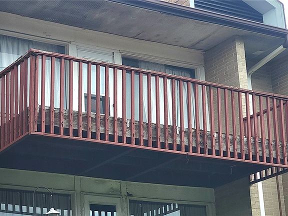 3rd image of 10414 N Church Dr
