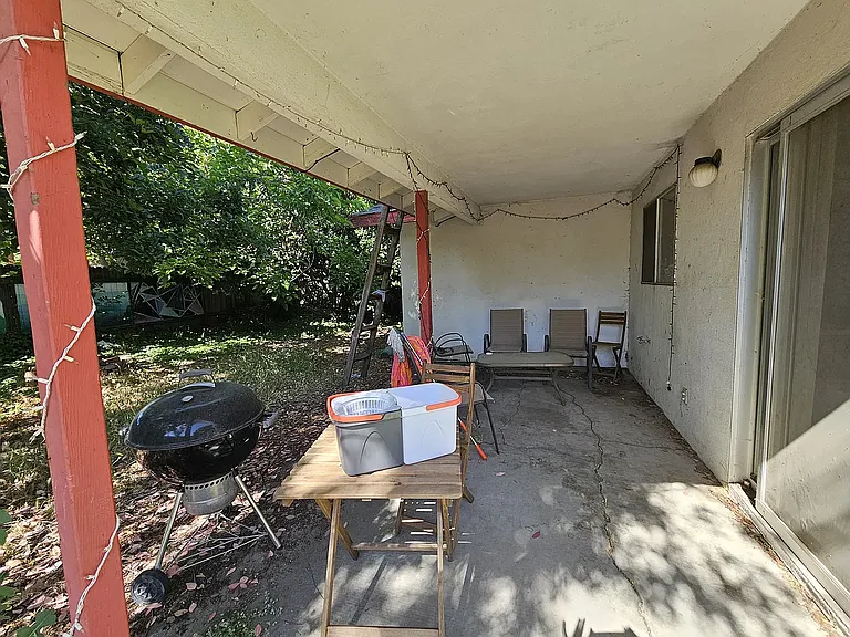 613 Radcliffe Dr — Photo 11