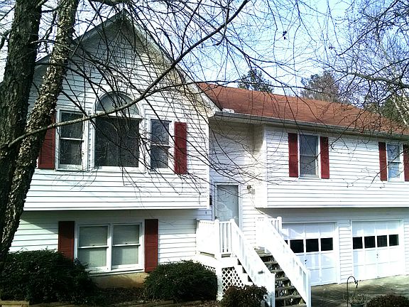 2nd image of 353 Emerald Creek Dr