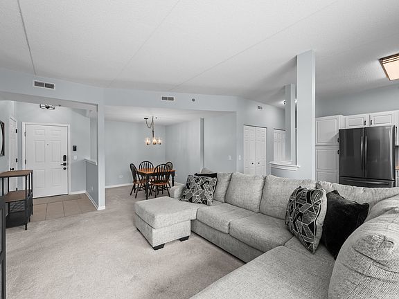 3rd image of 3100 Town Square Dr Unit 204