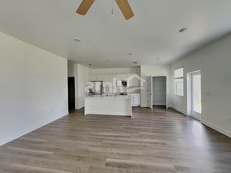 16421 Cheyanne Ct — Photo 5
