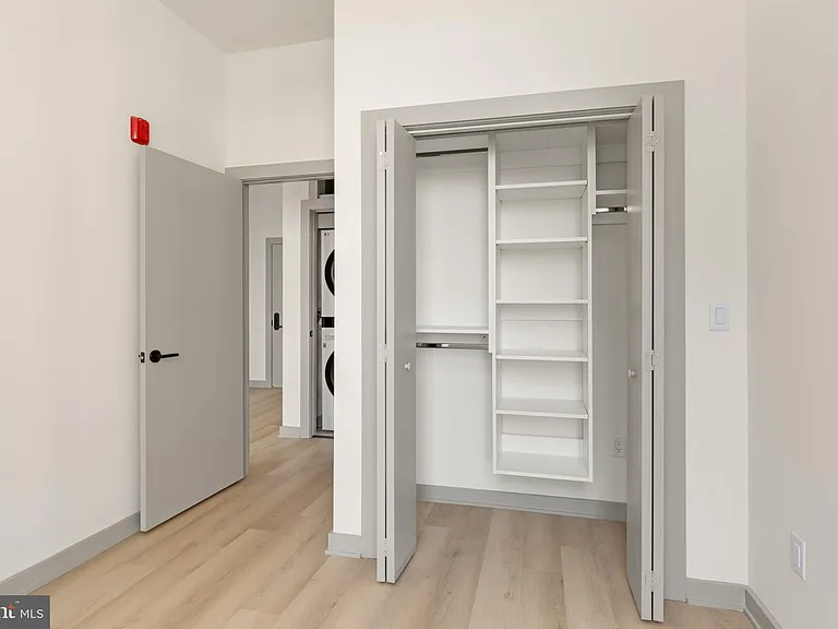 689 N Broad St #505 — Photo 15