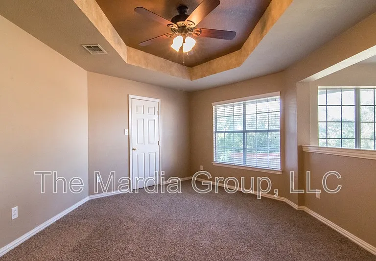 5403 Exeter Dr — Photo 25
