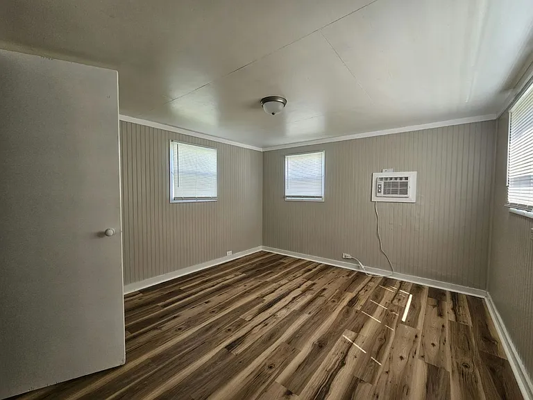 4290 Mailbox Ave #120 — Photo 6