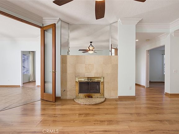 4th image of 4623 E 4th St #6