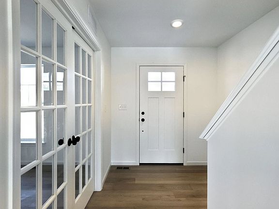 7th image of this home