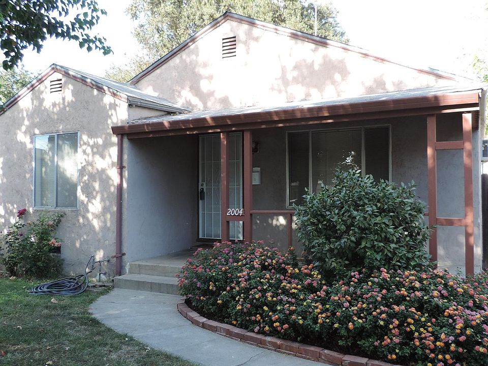 1st image of 2004 Willow Ave