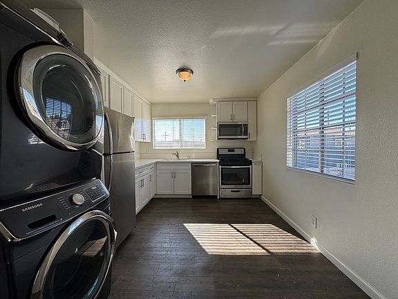 4th image of 1131 N Avenue 56 APT D