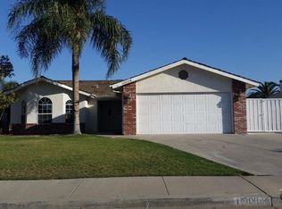 10004 Yarnell Ave, Bakersfield, CA 93312