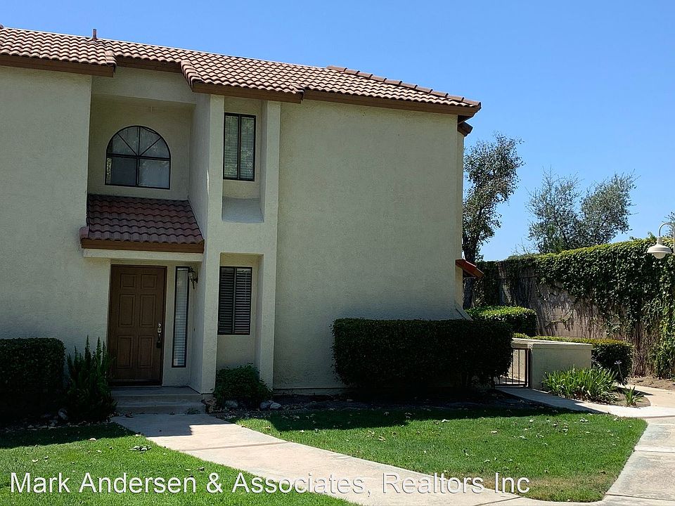 1st image of 743 Mansfield Dr