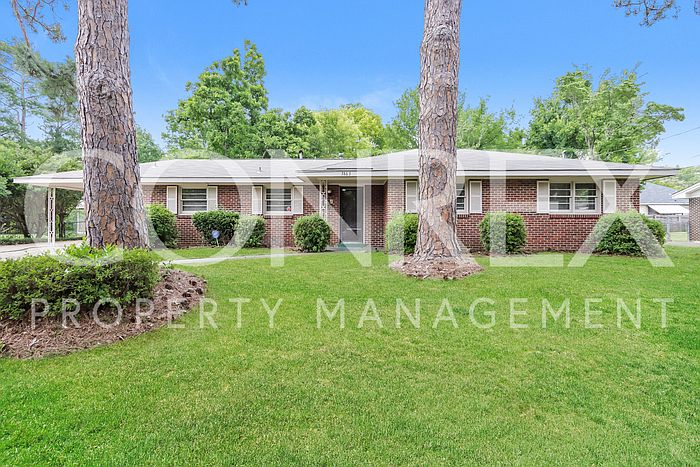 1st image of 3863 Pelzer Ave