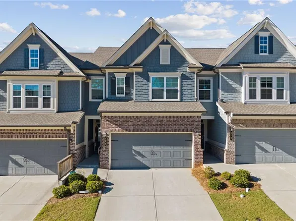 629 Isom Walk, Suwanee, GA 30024