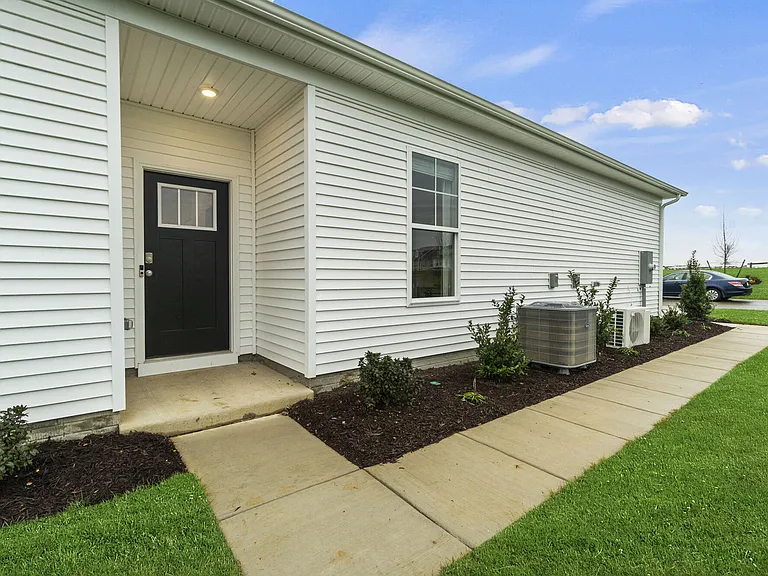 Maple Grove Townhomes - 55+ Living — Photo 29