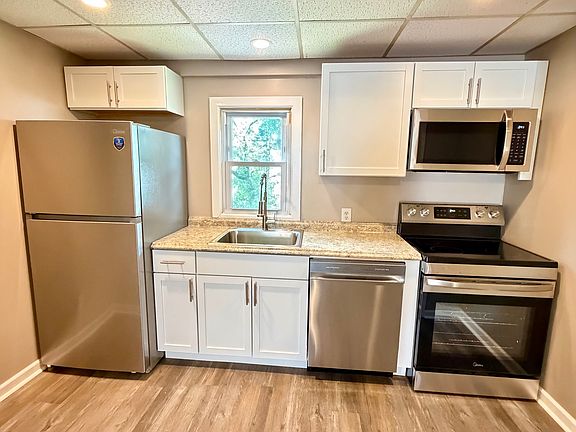 New Kitchen with stainless steel appliances