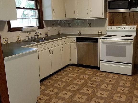 2nd image of 338 Brentwood Dr