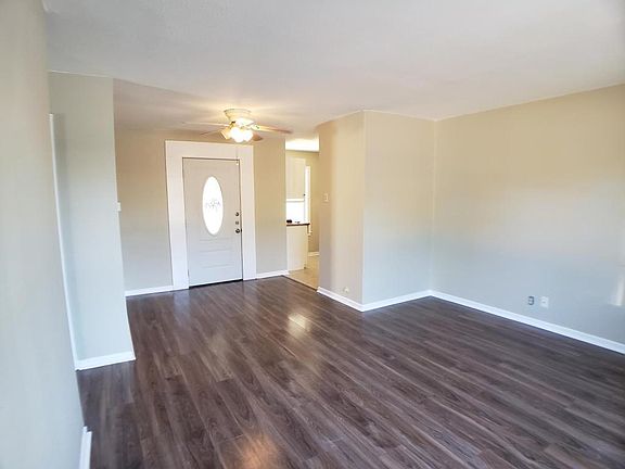 5th image of 222 Howerton Dr