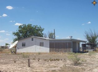 76 W Blevins Rd, Artesia, NM 88210
