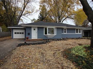 32 Cedargrove Dr, Rochester, NY 14617