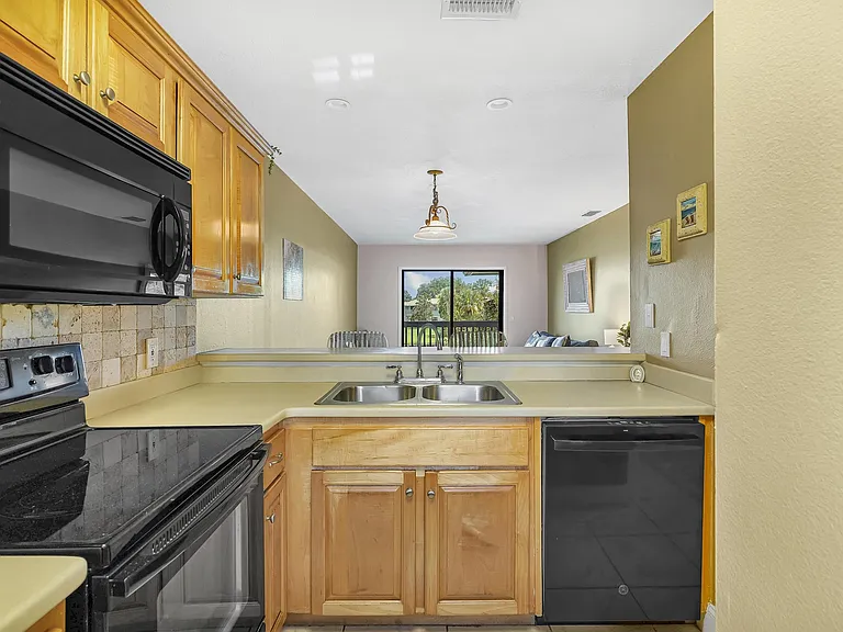 650 W Pope Rd #208 — Photo 15