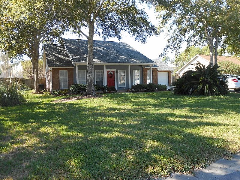 1st image of 7021 Oakhurst Dr