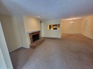 5528 Mountain Springs Cir, Stone Mountain, GA 30088