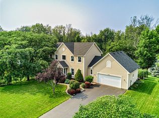 1488 Fallen Leaf Ter, Webster, NY 14580