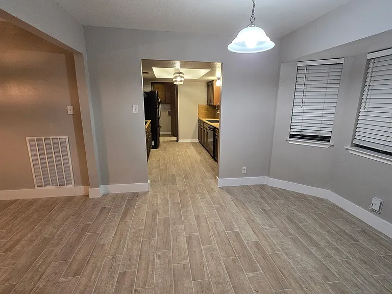 14026 Rocky Pine Woods St — Photo 9