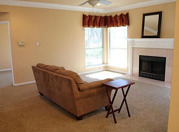 3rd image of 2405 Brittany Ln
