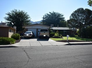 2608 Hiawatha Dr NE, Albuquerque, NM 87112