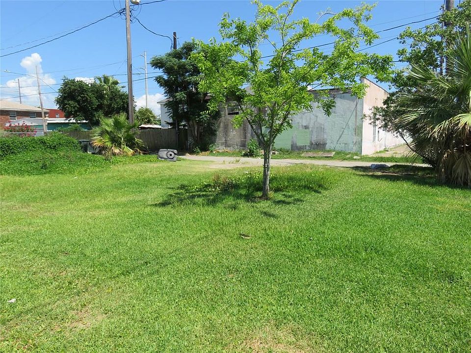 1st image of 710 36th St