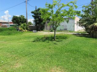 710 36th St, Galveston, TX 77550