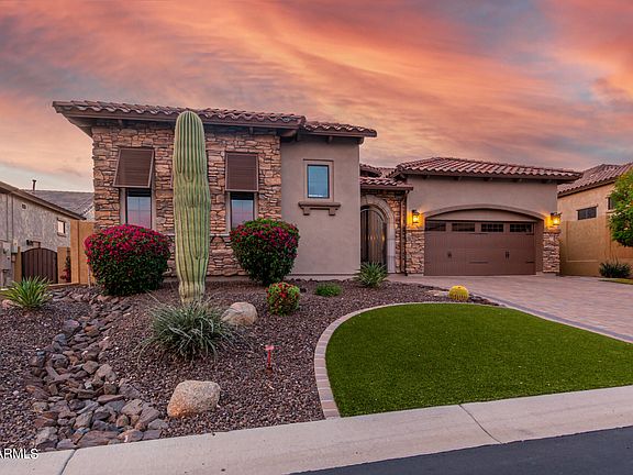 2nd image of 2304 N ESTATES Circle