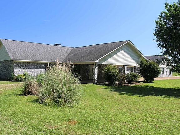 2nd image of 225 Martin Rd