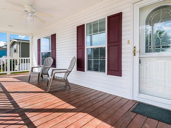 2nd image of 299 Meadow Ct