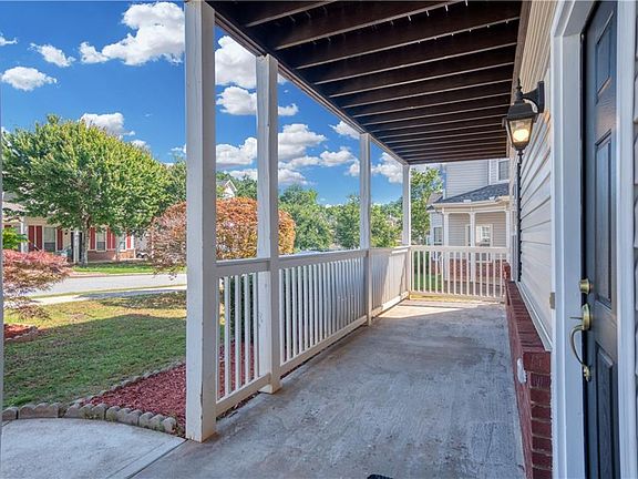 3rd image of 3332 Heritage Walk Ln