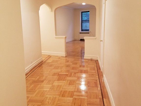 2nd image of 119 Payson Ave APT 1F