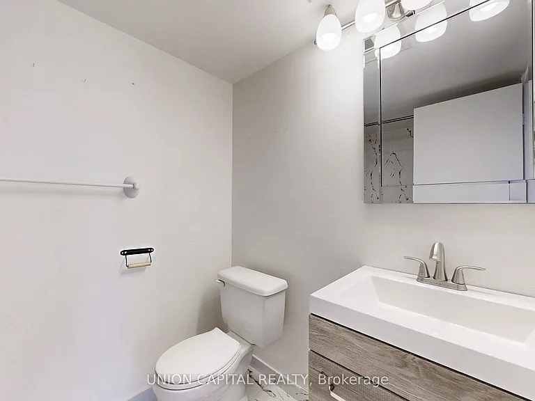 1001 Bay St #1009 — Photo 22