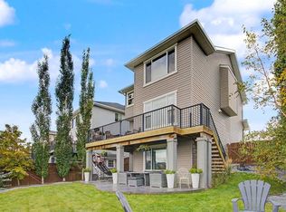 70 N Auburn Springs Park SE, Calgary, AB T3M 1Y4