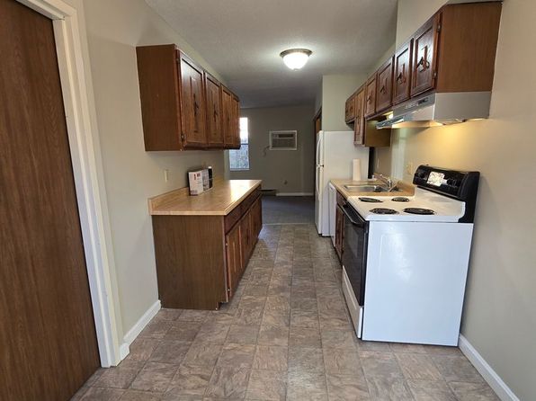 31 Clinton St #2