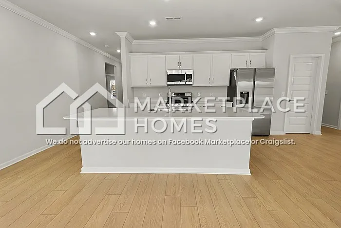 4 bed, 3.0 bath, 2173 sqft, $2,175 — Photo 3